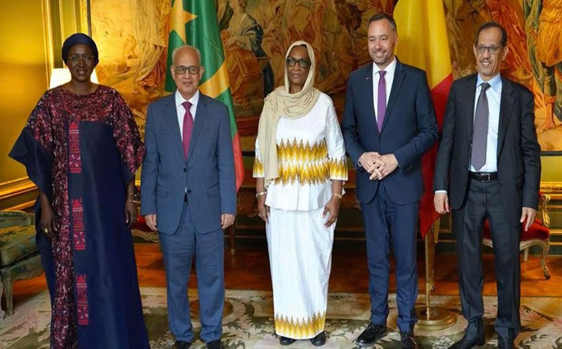 بروكسل.. الوزير الأمين العام لرئاسة الجمهورية يجري مباحثات مع نائب رئيس الوزراء وزير الخارجية البلجيكي