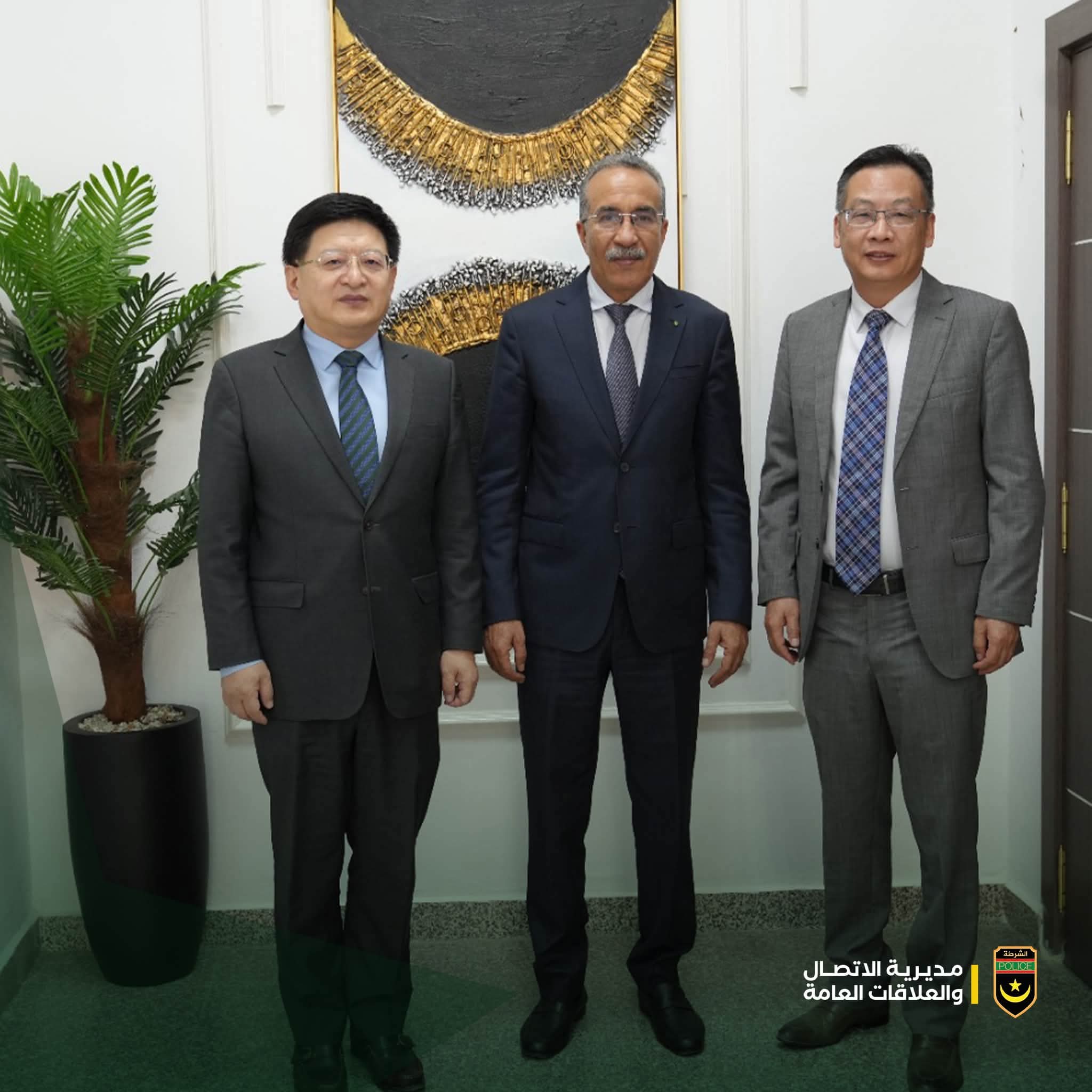 المدير العام للأمن يستقبل السفير الصيني في موريتانيا