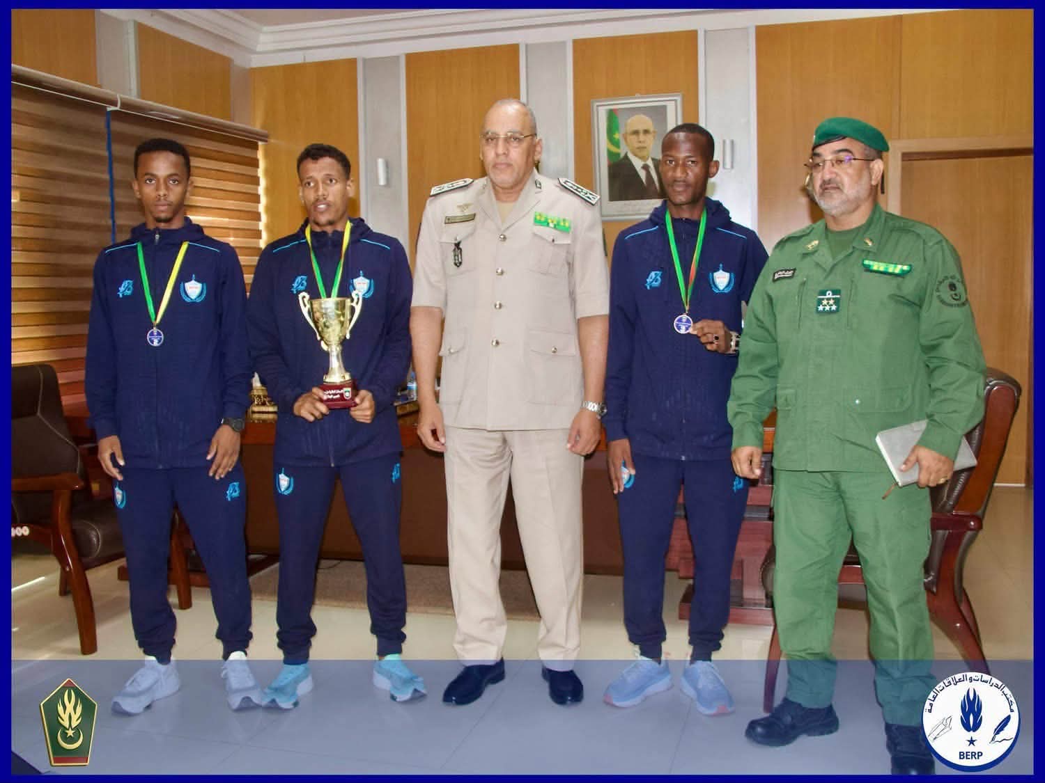 قائد الدرك الوطني يستقبل أبطال ألعاب القوى بعد تتويجهم بالمراكز الثلاثة الأولى في سباق الحرس الوطني