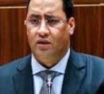 الوزير الأول: السكن الداخلي للطلاب تجربة تستحق أن تعمم